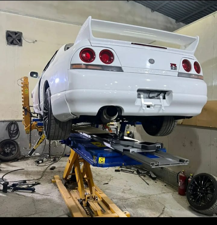Car chassis rust prevention coating and corrosion protection treatment