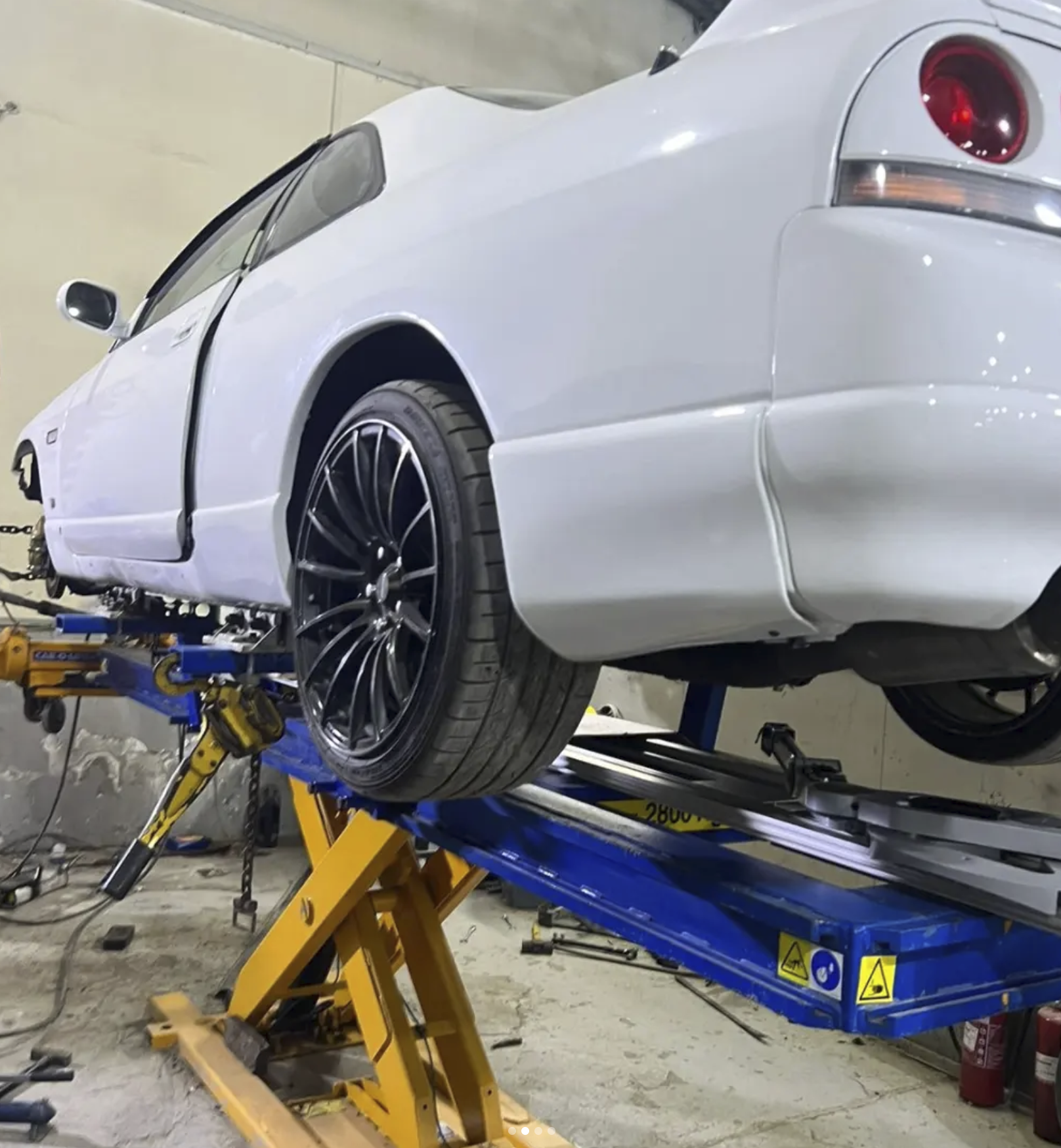 Heavy accident restoration stage 1 panel pulling by Drive Zone Auto Main Sharjah